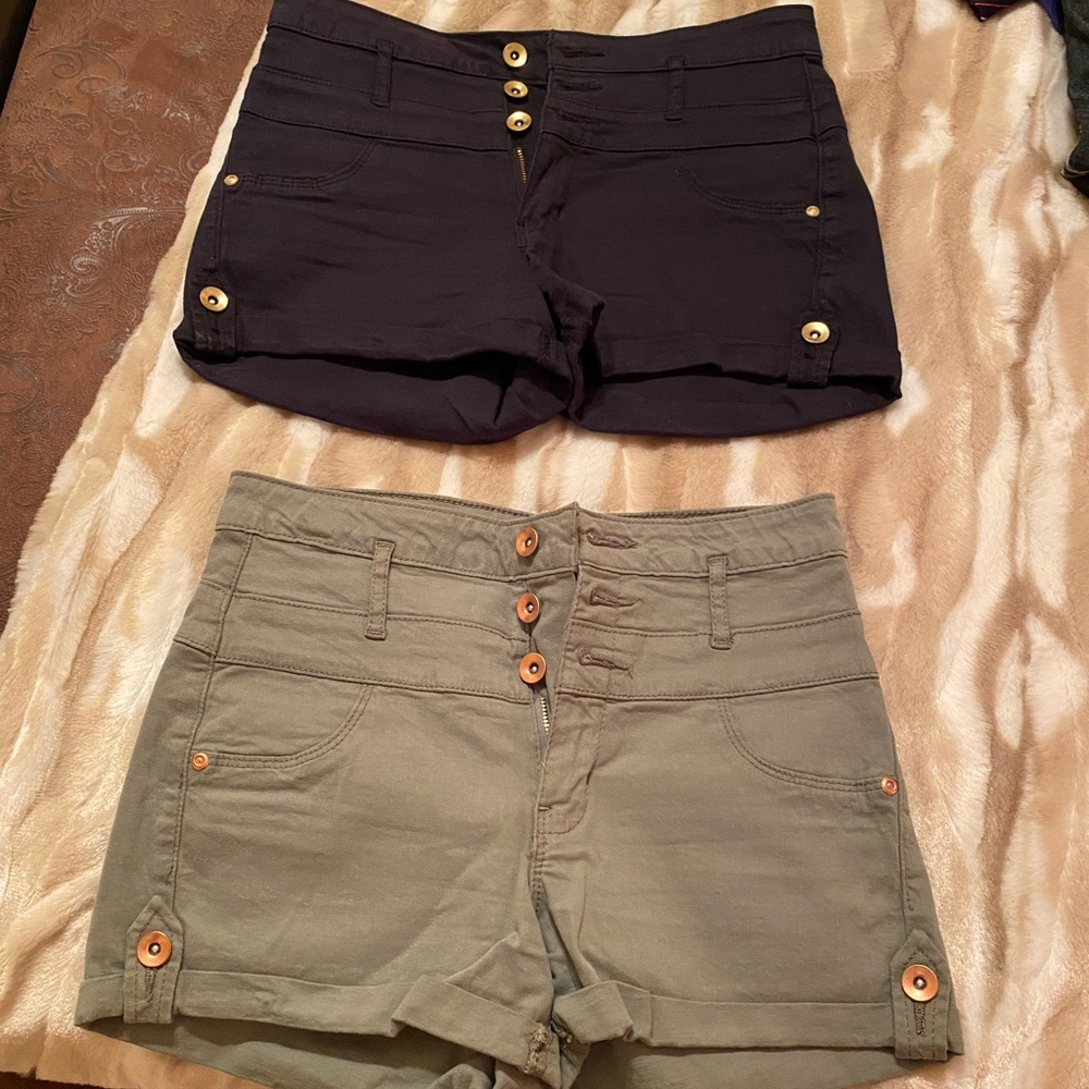 High wasted shorts